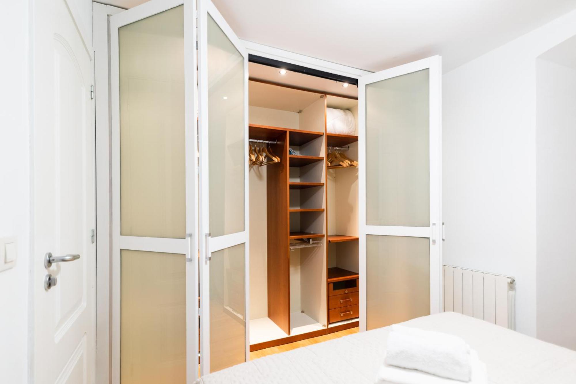 Moderno Apartamento En Granada Centro Kültér fotó