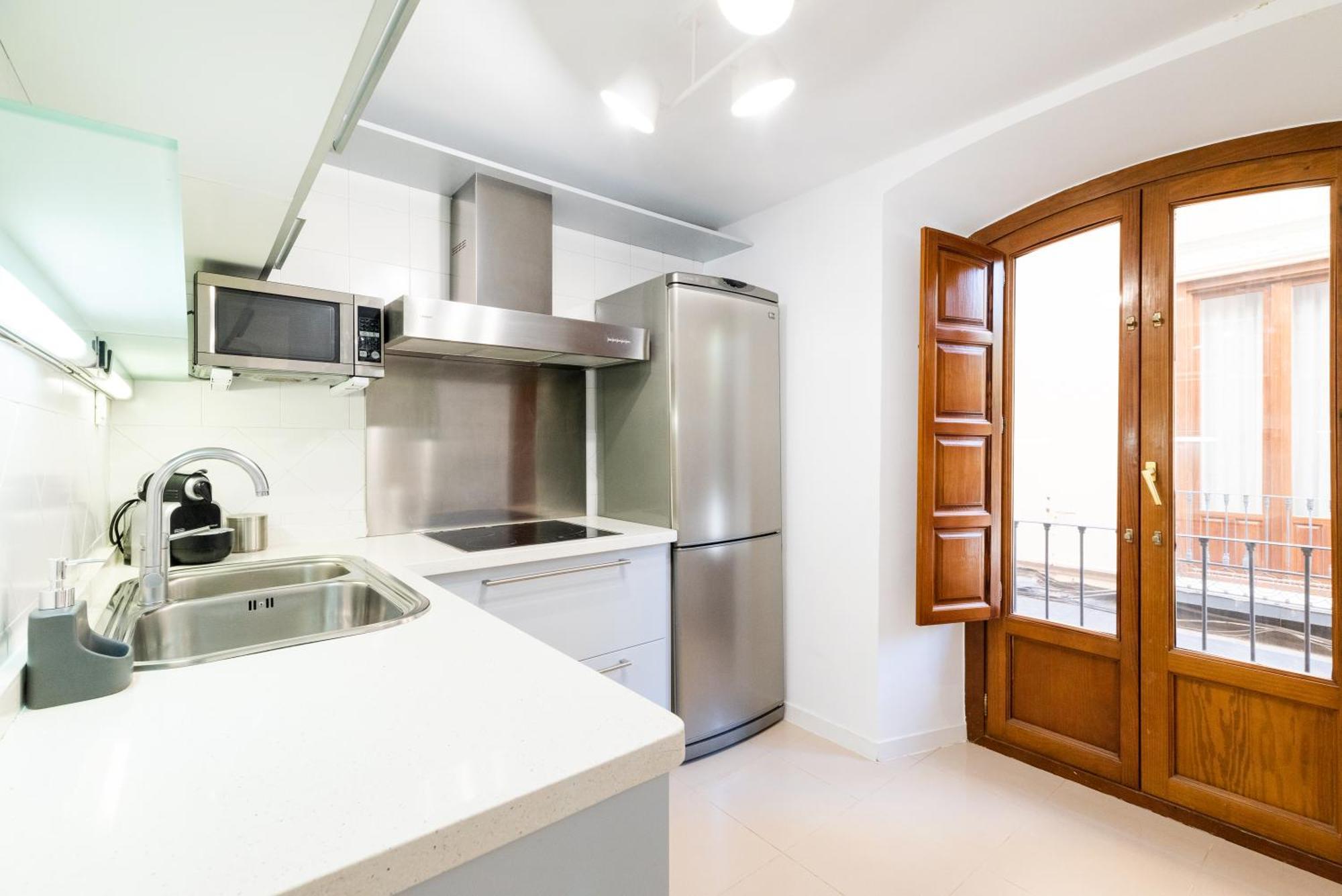 Moderno Apartamento En Granada Centro Kültér fotó