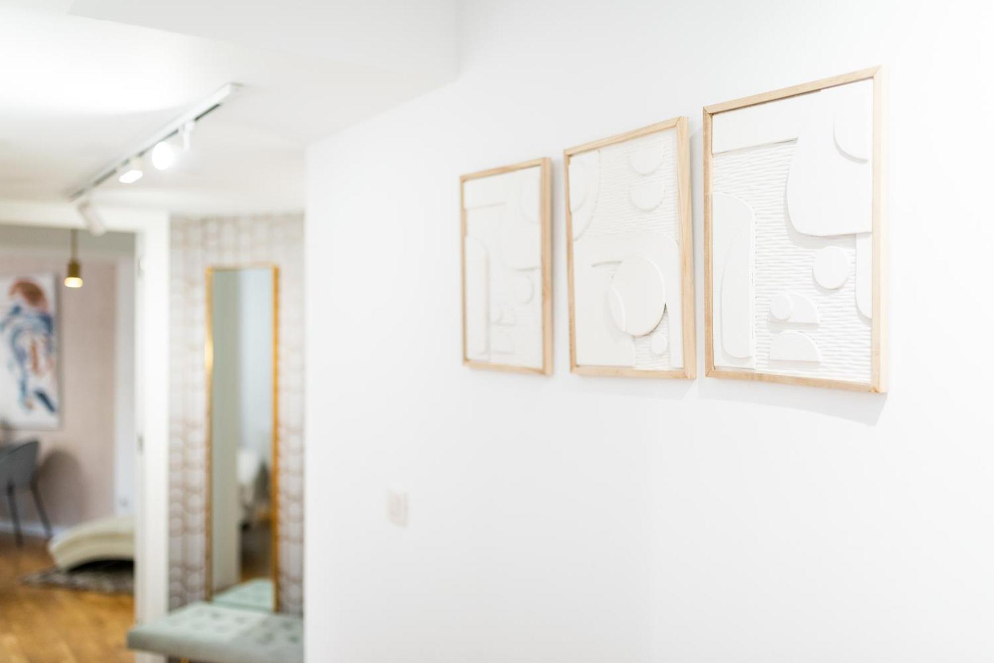 Moderno Apartamento En Granada Centro Kültér fotó