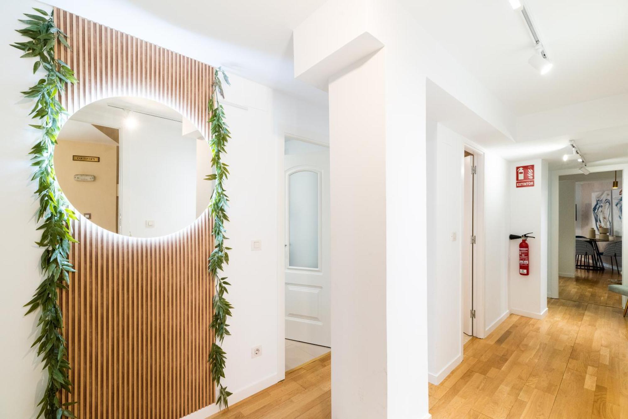Moderno Apartamento En Granada Centro Kültér fotó
