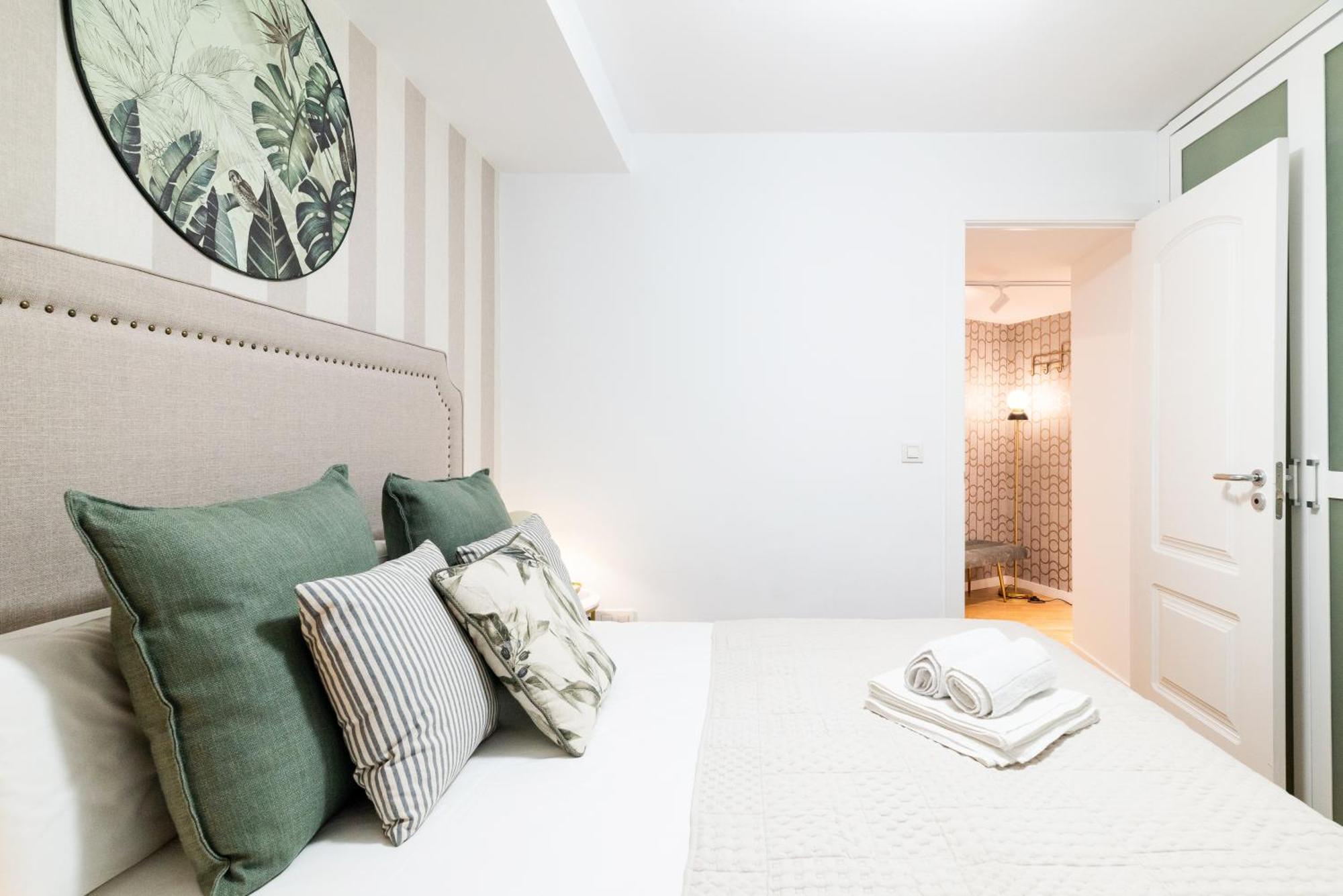 Moderno Apartamento En Granada Centro Kültér fotó